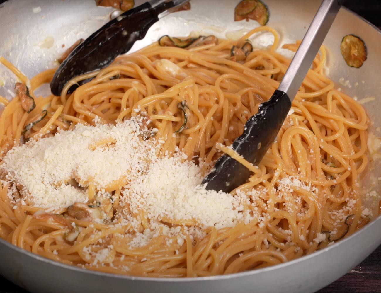 Spaghetti Alla Nerano Recipe Cheesy Pasta With Zucchini