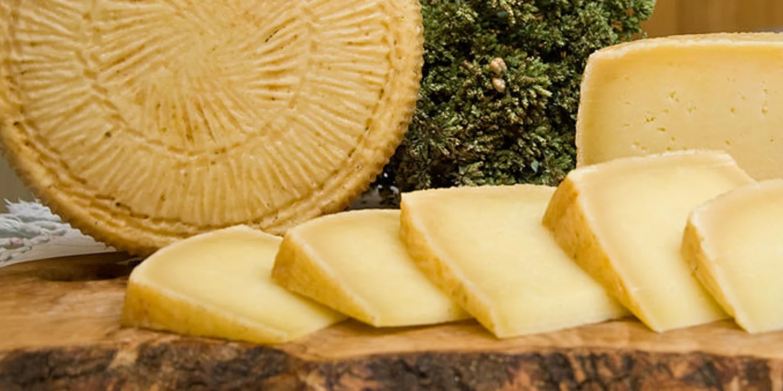 What is Pecorino Cheese? Italian Cheeses PIATTO RECIPES