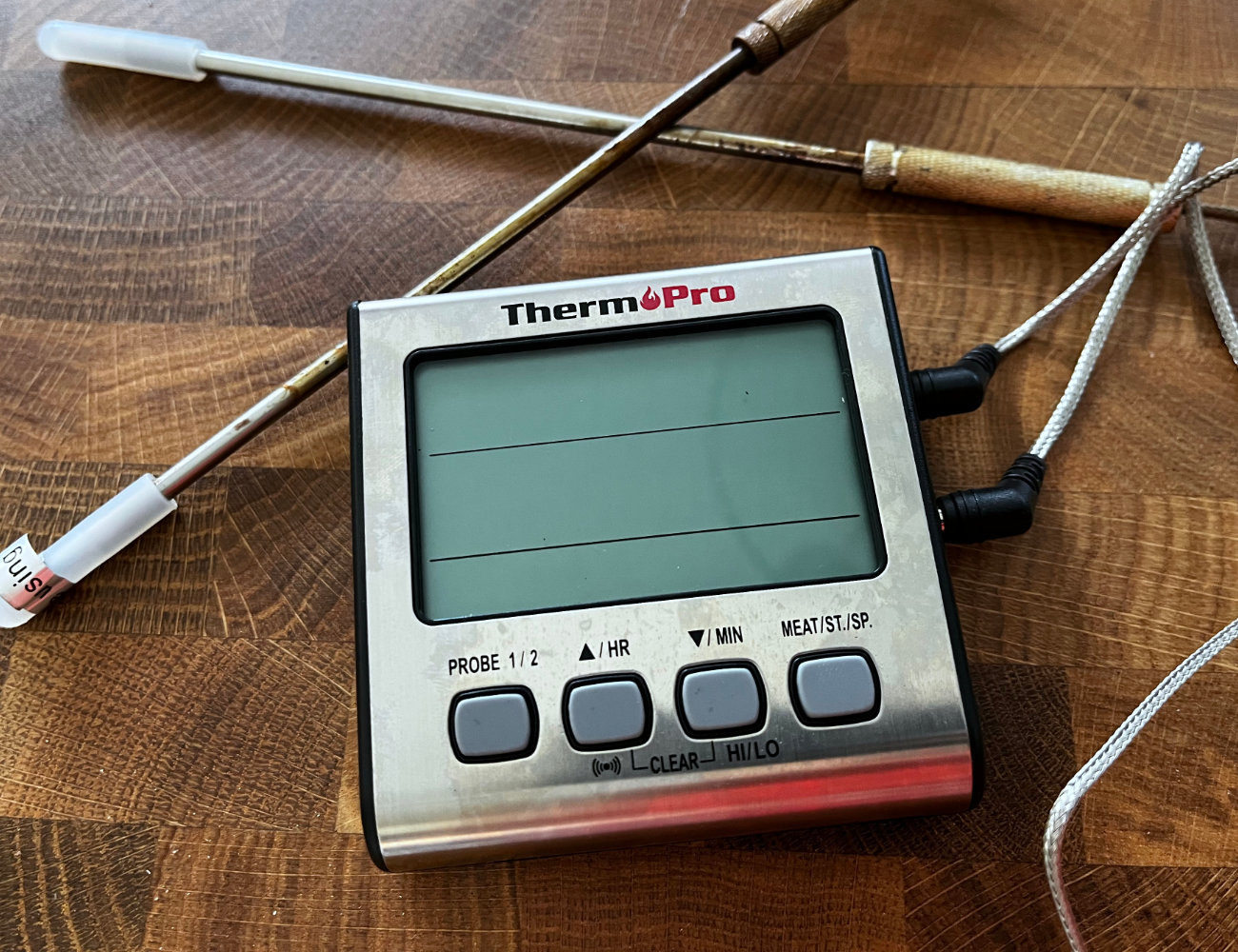 Dual Probe Digital Meat Thermometer: Take the guesswork out of
